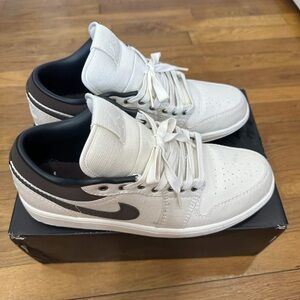 *Used* Jordan 1 Low Men Brown (IB0858-110) Size 12 *Original Box*